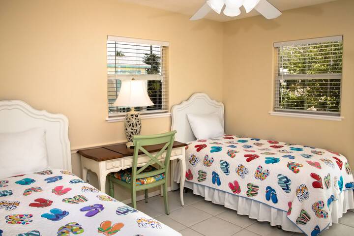 Room 107 of 205