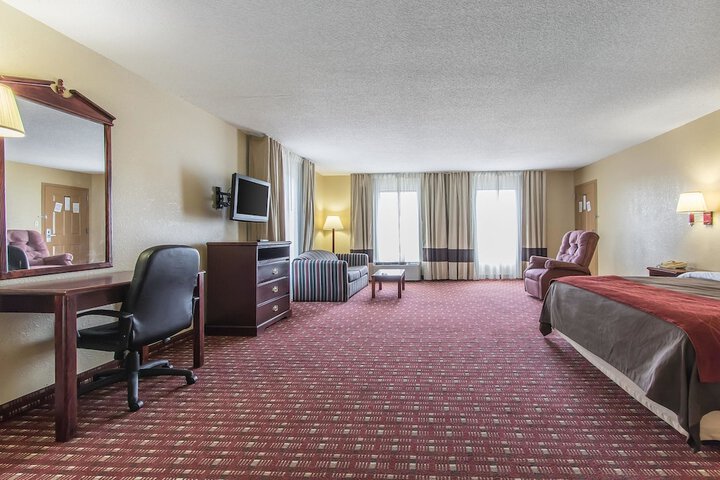 Room 13 of 39