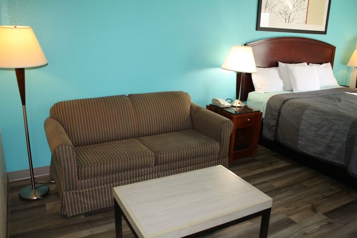 Room 16 of 62