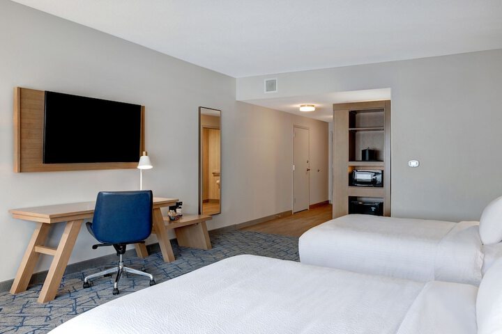 Room 30 of 40