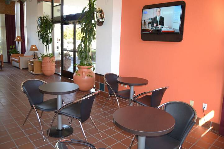 Motel 6 Oakdale CA