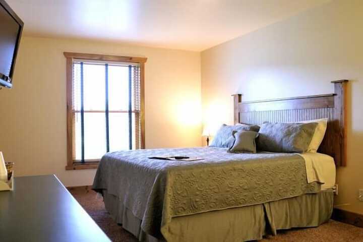 Room 4 of 14