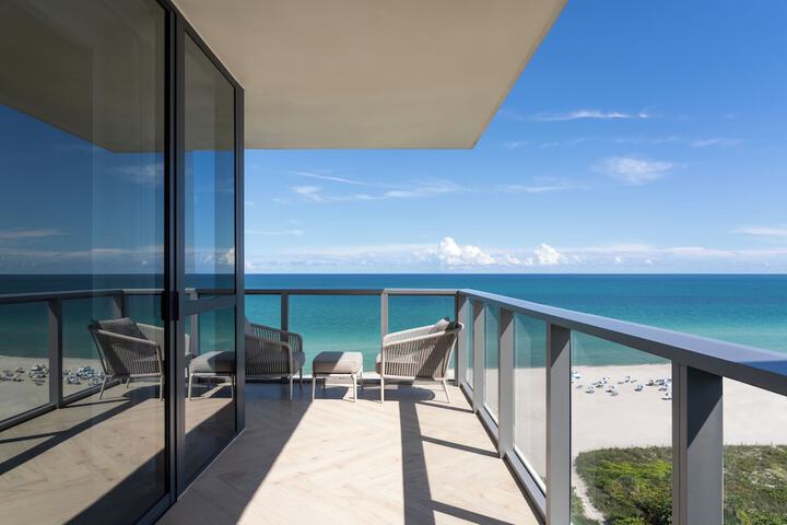 W South Beach