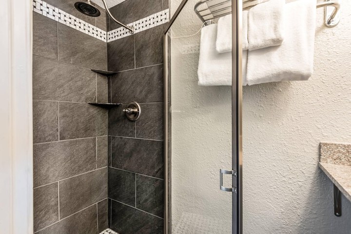Hotel Bothwell Sedalia Central District an Ascend Collection Hotel