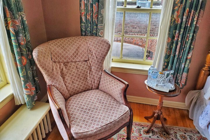 Montague Inn