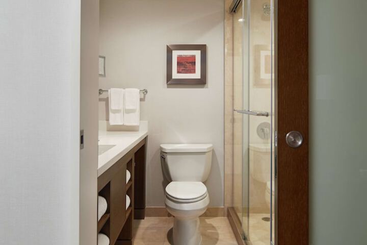 DoubleTree by Hilton Torrance - South Bay