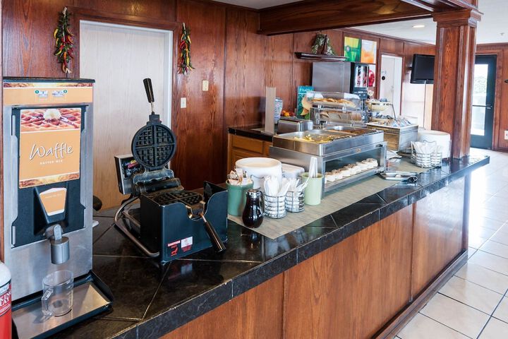 Breakfast/Coffee Service 45 of 46