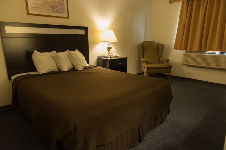 Room 8 of 26