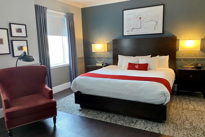 Room 27 of 41