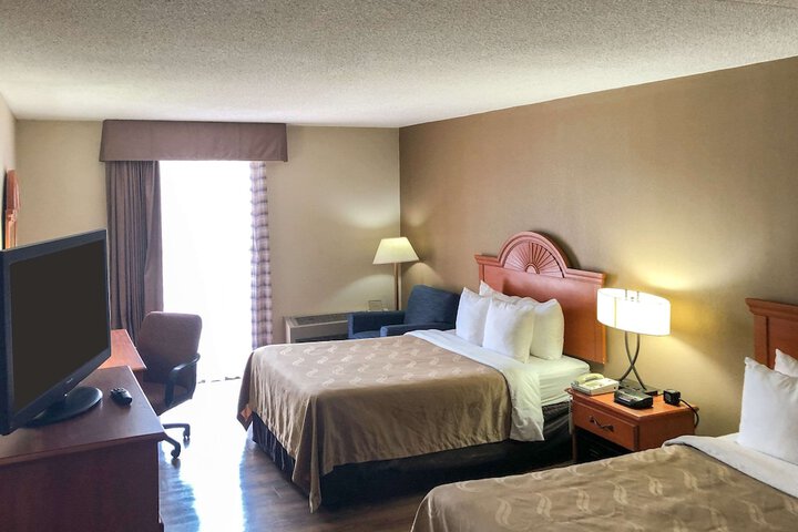 Room 18 of 38