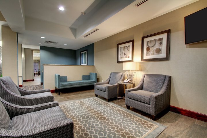 Hotel 2 of 53
