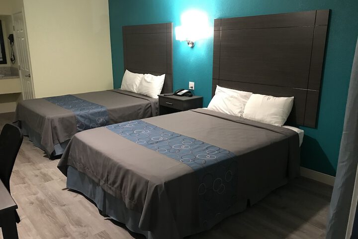 Room 20 of 24