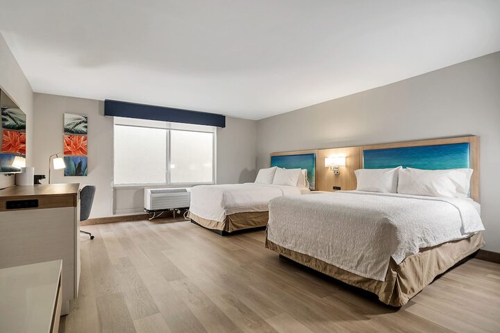 Room 16 of 36