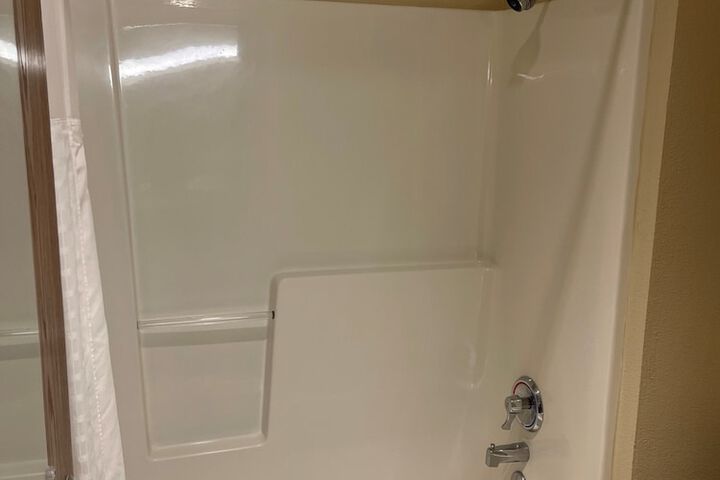 Room 20 of 46