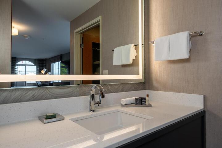 Silver Cloud Hotel - Mukilteo Waterfront