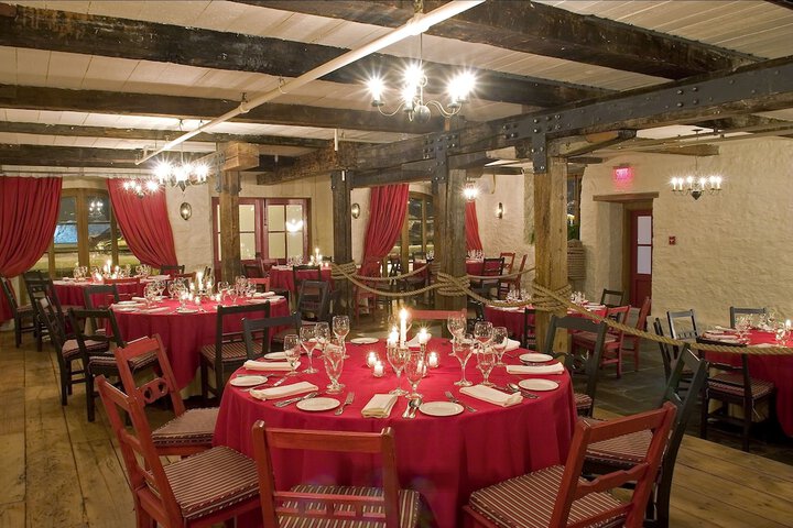 Dining 110 of 149