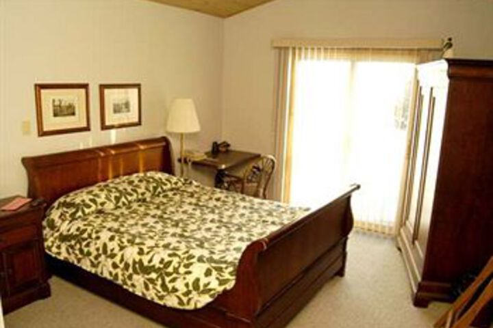 Knights Inn Lodge Resort Forest City