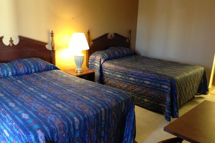 Room 22 of 39