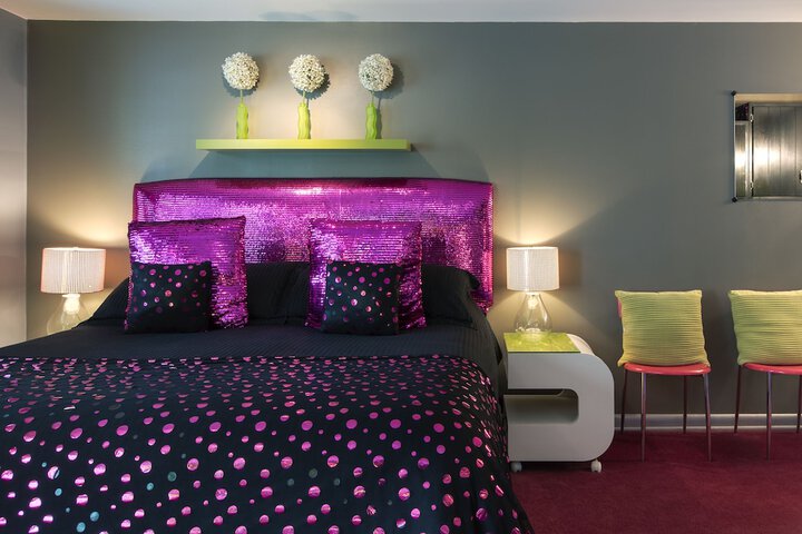 Room 100 of 168