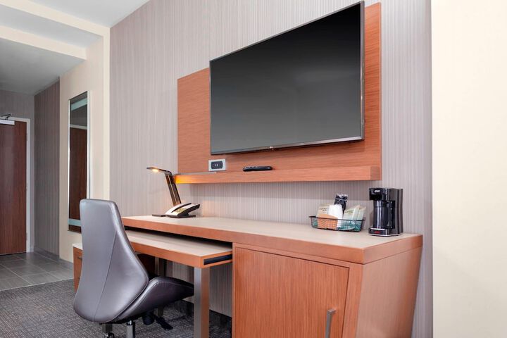 Room 12 of 31