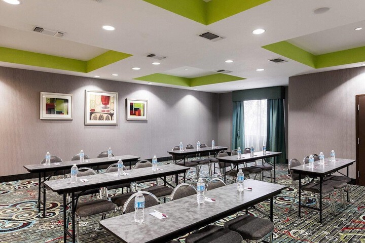 Comfort Suites Greenville