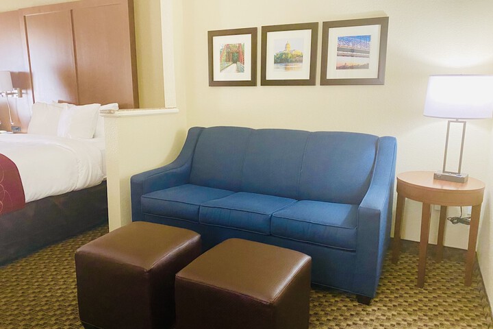 Room 72 of 78
