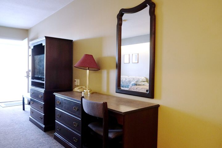 Room 18 of 54