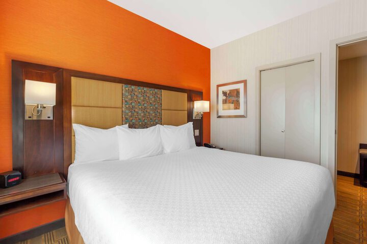 Best Western Plus Chateau Fort St. John