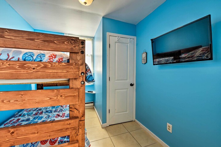 Walk to Beach: Coastal Brigantine Condo w / Patio!