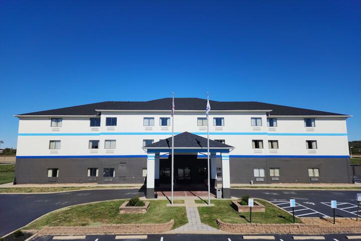 Days Inn by Wyndham Collinsville / St. Louis