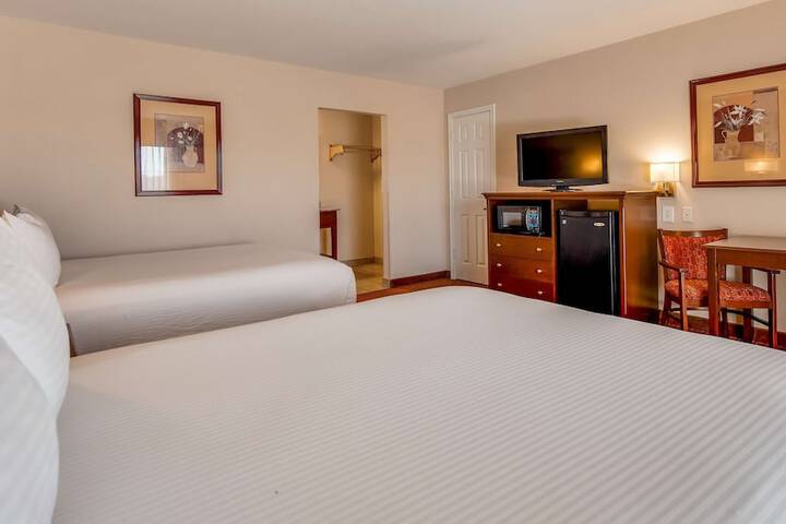 Room 17 of 25