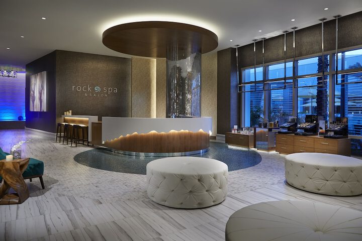 Hotel Interior 16 of 119