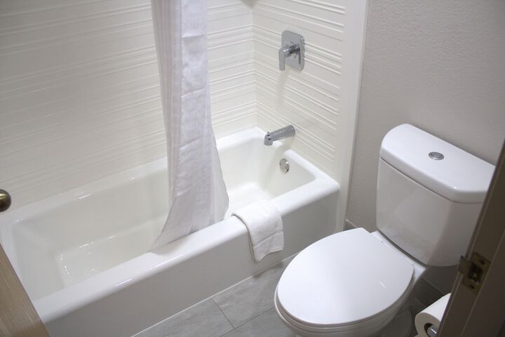 Room 12 of 24
