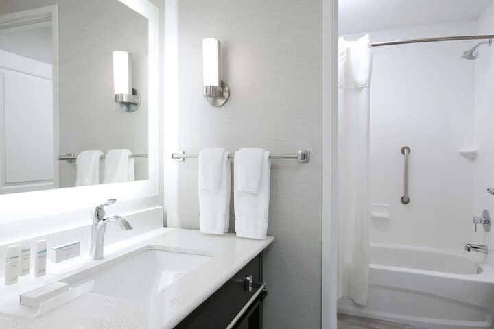 Homewood Suites by Hilton West Fargo Sanford Medical Center