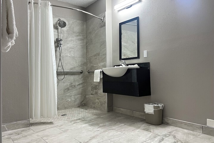 Motel 6 Middleburg Heights OH - Cleveland