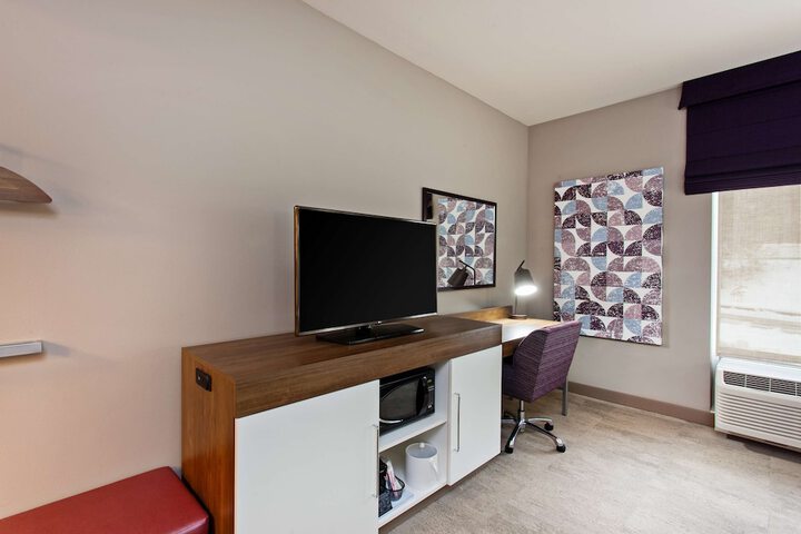 Room 19 of 35