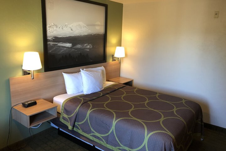 Room 21 of 42