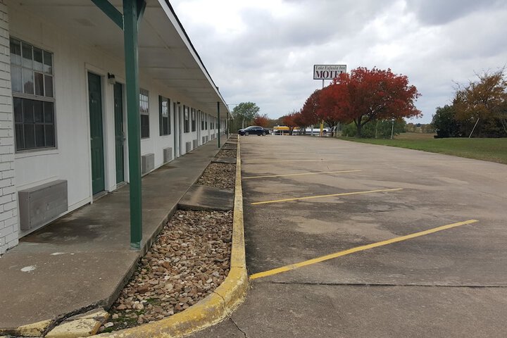 Hotel 9 of 72