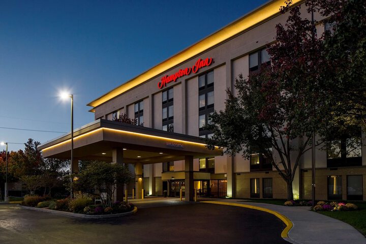 Hotel 2 of 42