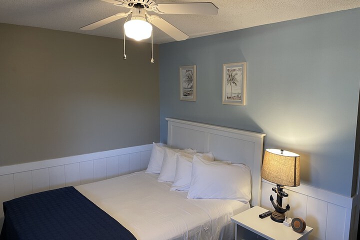 Lake Norman Hotel