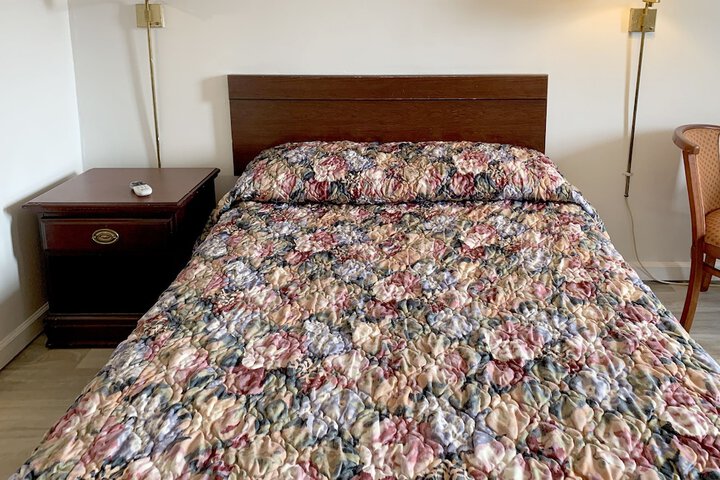 Room 27 of 30