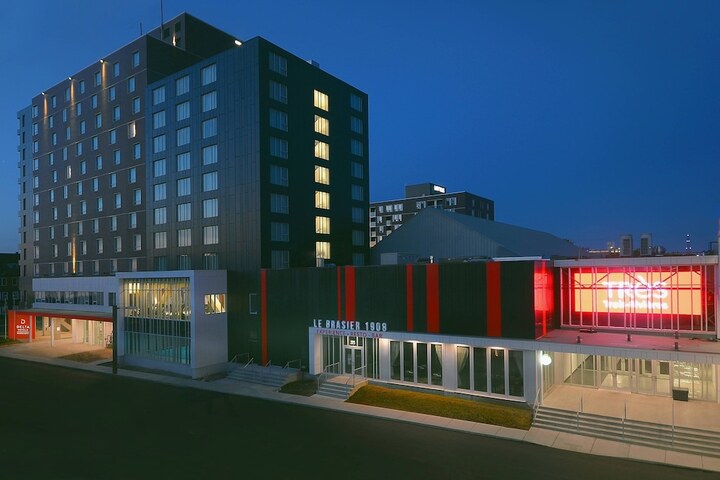 Hotel 3 of 48