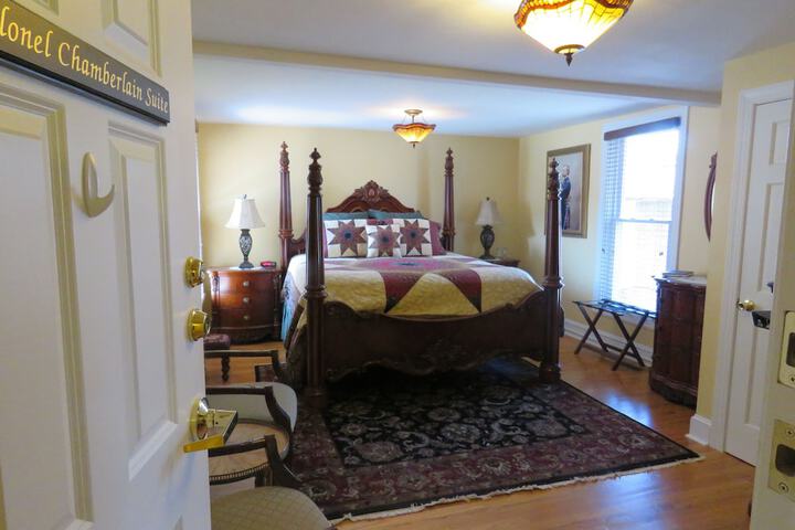 Room 52 of 64