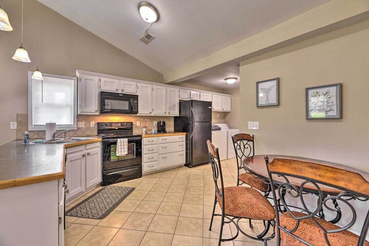 Cozy Pantego Cottage 5 Miles to Belhaven!