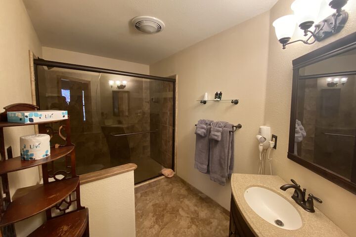 Room 19 of 40