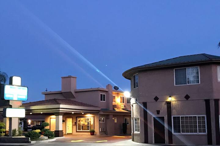 Hotel 3 of 29