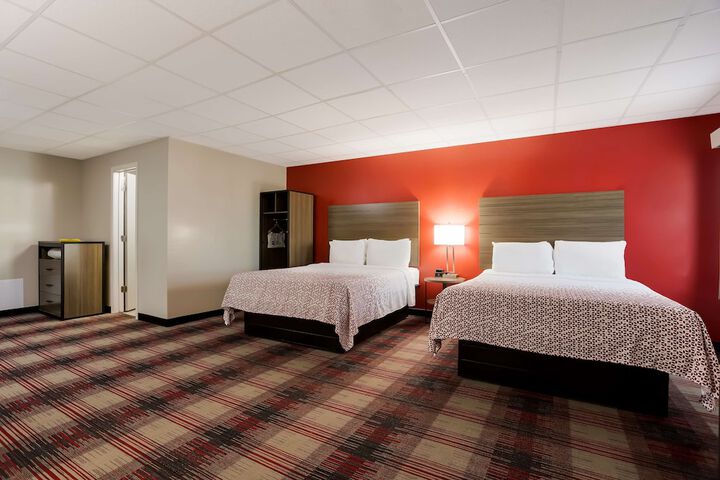 Room 12 of 33