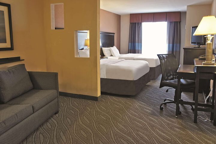 Room 17 of 41