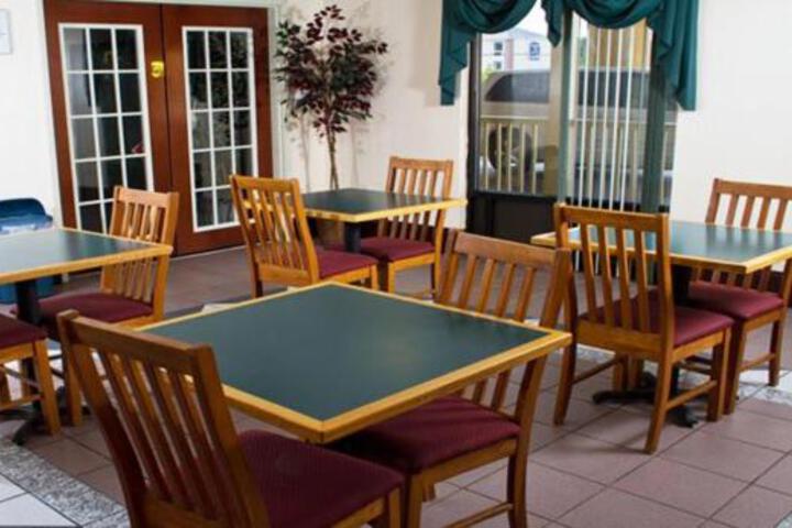 Country Hearth Inn & Suites Union City Atlanta