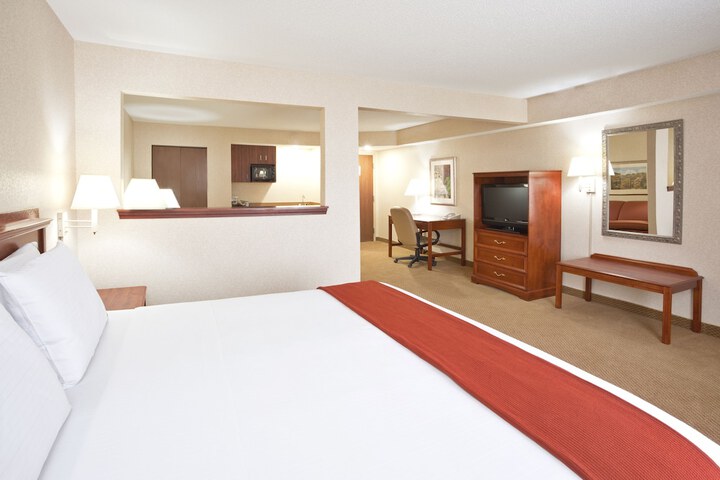 Room 33 of 49